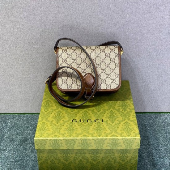 Gucci Retro Messenger Bag, Model: 671620, Size: 20x17x8cm