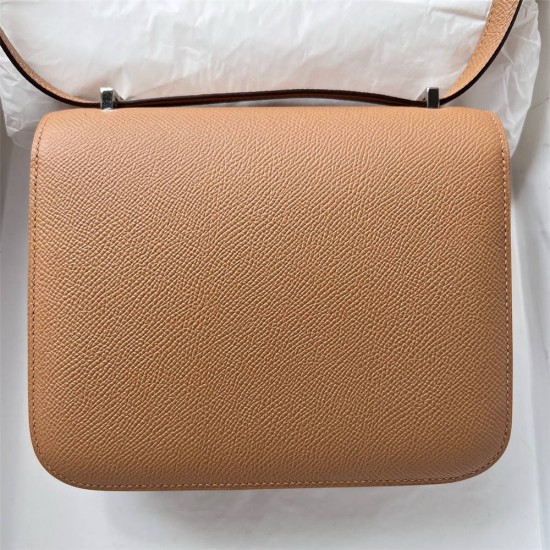 Hermes Hermès Constance 19cm Epsom Waxed Thread 0M Milk Tea Brown White Enamel Buckle Hand-Stitched