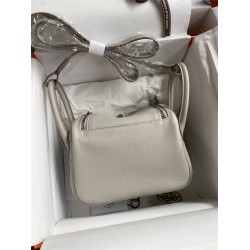 Hermes Hermès Mini Lindy 19cm Imported Taurillon Clemence Leather Pearl Grey Silver Hardware Hand-Stitched