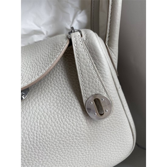 Hermes Hermès Mini Lindy 19cm Imported Taurillon Clemence Leather Pearl Grey Silver Hardware Hand-Stitched