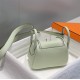 Hermes Hermès Mini Lindy 19 Togo Bubble Color Size: 19.5cm Width 12.5cm Silver Hardware Hand-Stitched