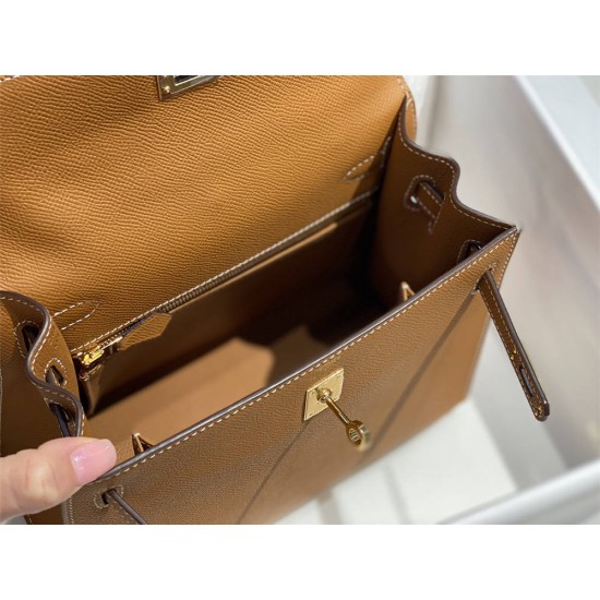 Hermes Hermès Kelly 25 Epsom Brown Gold Hardware Hand-Stitched