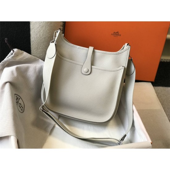 Hermes Hermès Evelyne 29 Togo Light Grey Silver Hardware Hand-Stitched