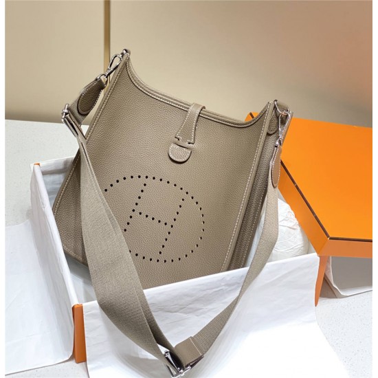 Hermes Hermès Evelyne 29 Togo Grey Silver Hardware Hand-Stitched