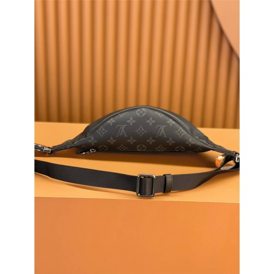 Louis Vuitton DISCOVERY Small Waist Bag (M46035) in Monogram Eclipse Black: 44x15x9cm