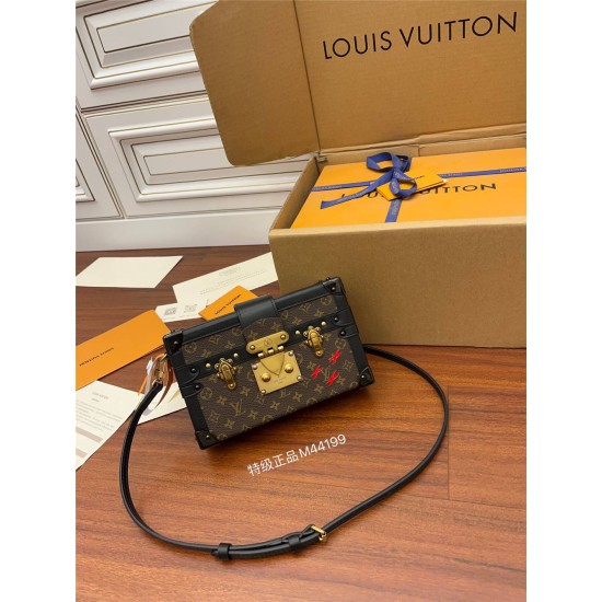 Louis Vuitton M44199 Bright Gold PETITE MALLE Handbag: Monogram Fabric, Size - 20x12.5x5cm