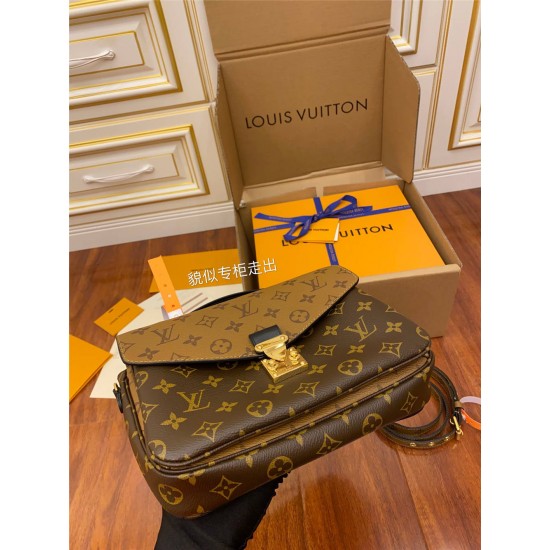 Louis Vuitton M44875 Monogram Messenger Bag POCHETTE MÉTIS Metis Handbag: Size - 25.0x19.0x7.0cm