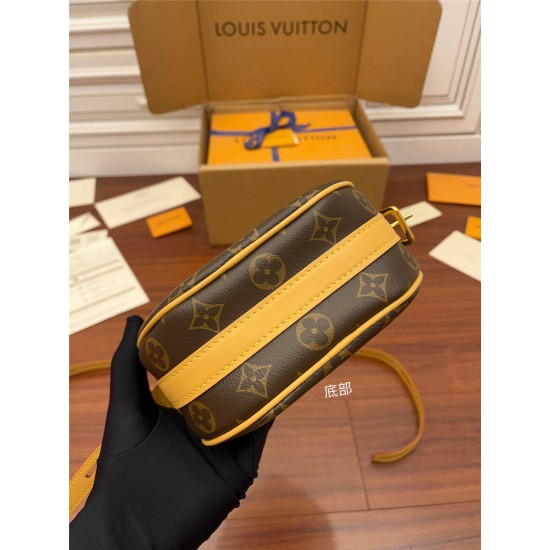 Louis Vuitton M45578 BOÎTE CHAPEAU SOUPLE Small Handbag Nicolas Ghesquière: Size - 17x18x7cm