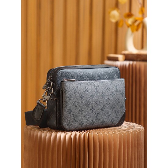 Louis Vuitton M69443 TRIO POCHETTE Handbag Monogram Eclipse Black: Size - 25x18.5x7cm