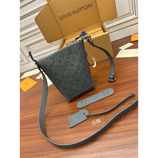 Louis Vuitton HOBO CRUISER Small Handbag (M20875) Gray 2022 Fall/Winter Designer Virgil Abloh Taurillon Monogram Leather: Size - 17x24x8.5cm