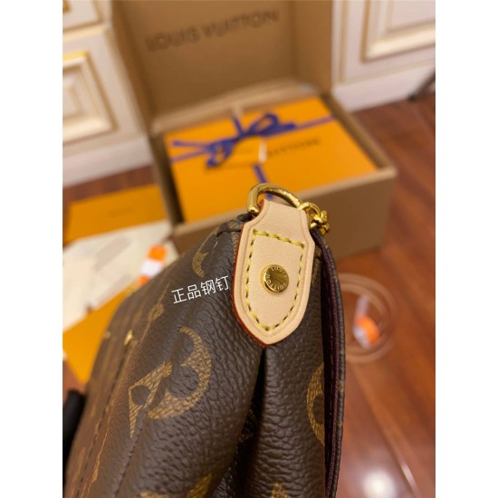 Louis Vuitton FAVORITE M40717 Monogram: Size - 24x14x4cm