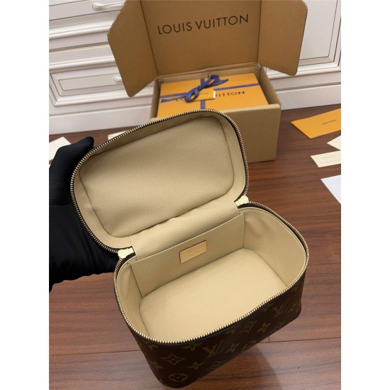 Louis Vuitton M44495 Nice Mini Makeup Bag Size: 20×13.5×12 cm