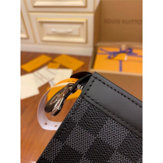 Louis Vuitton N60444 POCHETTE VOYAGE Clutch! Damier Graphite 3D Canvas, 27x21x6cm (Length x Height x Width)