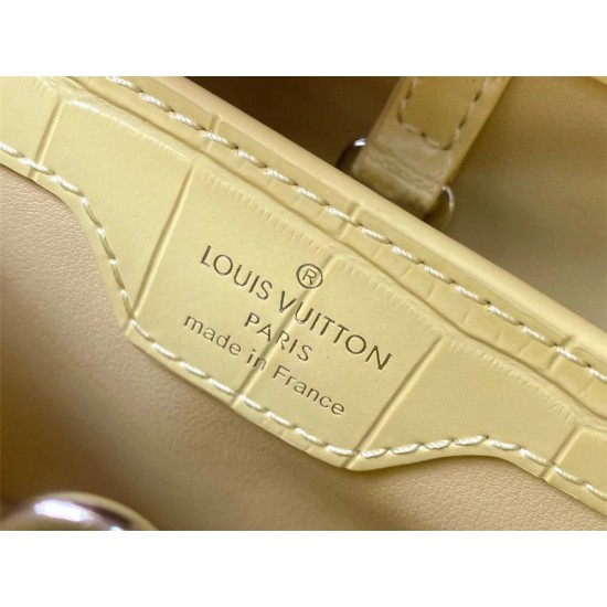 Louis Vuitton M48865 Yellow Crocodile Grain Silver Button Capucines BB Handbag Crocodile Skin Pattern, Size: 27x18x9cm