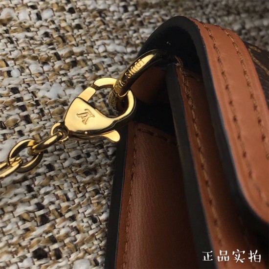 Louis Vuitton M68746 DAUPHINE Chain Bag Monogram and Monogram Reverse Two-tone Canvas LV Circle Hook, Size: 18.5x12x5cm