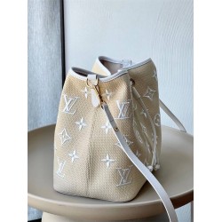 Louis Vuitton NéoNoé NeoNoe Medium Handbag (M22852) White, Size: 26x26x17.5cm