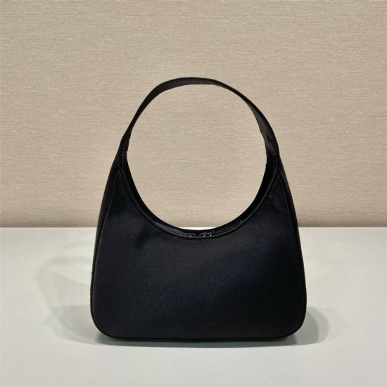 Re-nylon Shoulder Bag Hobo 1BH611   Black  21x16x7.5cm