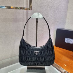 Black Prada Re-edition 2005 Re-nylon Mini Bag  wrinkle  Hobo 1NE204   Black   22x14x6cm