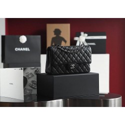 Chanel classic flap caviar 25cm black silver 