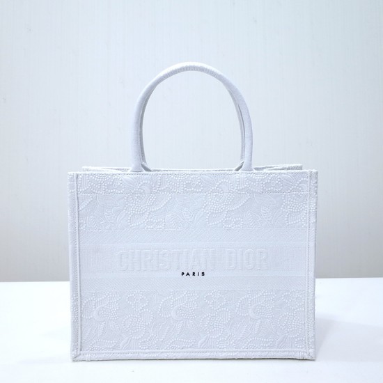 Dior book tote 42*36*18cm white obilique