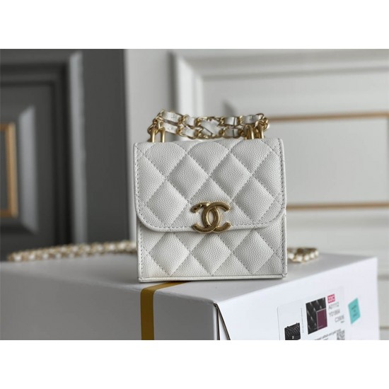 Chanel WOC white 11x11x3cm