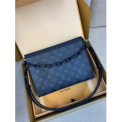 Louis Vuitton M61692 Doop kit  26x20x5cm  