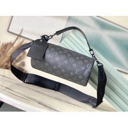 Louis Vuitton M46691 Soft Polochon 33 x 17 x 17cm