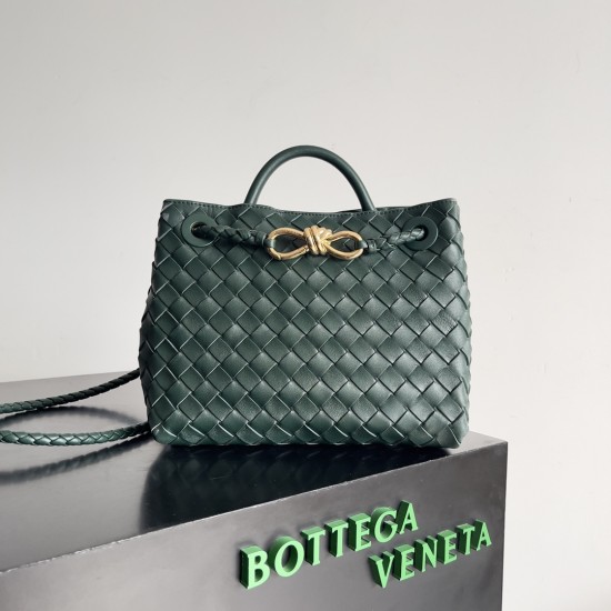 Bottega Veneta Andiamo 25*22*10.5cm green