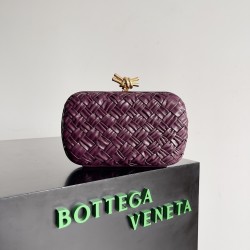 Bottega Veneta Knot 20.5*6*12.5cm 