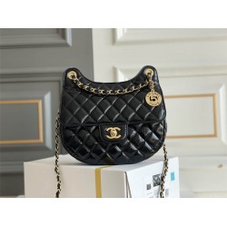 Chanel 24C Hobo 20x21.5x7.5cm  black