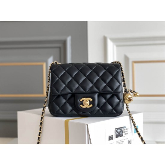 Chanel Classic flap mini 18x13x7cm lambskin goldball black