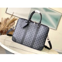 Louis Vuitton  N40485 Voyage 39.5 × 29 × 9 cm