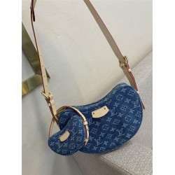 Louis Vuitton  Croissant MM M46856 21x7x13cm Denim