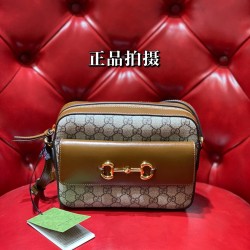 Chanel le boy 20cm 