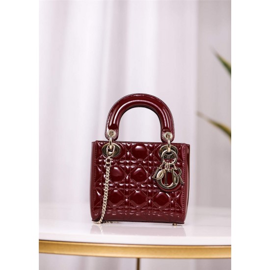 Dior Lady Dior 17cm patent red