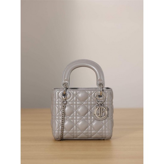 Dior Lady Dior 17cm lambskin