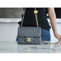 Chanel classic flap gold ball 13×20×7cm blue