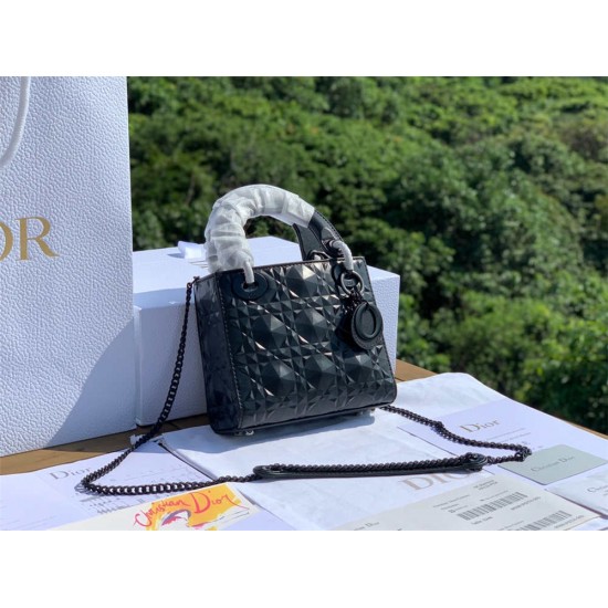 Dior  Lady Dior 17cm Diamond