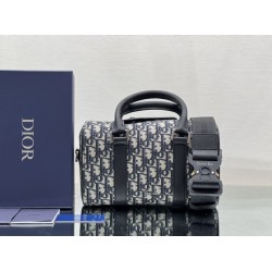 Dior Lingot 26  26 x 16x 14.5cm