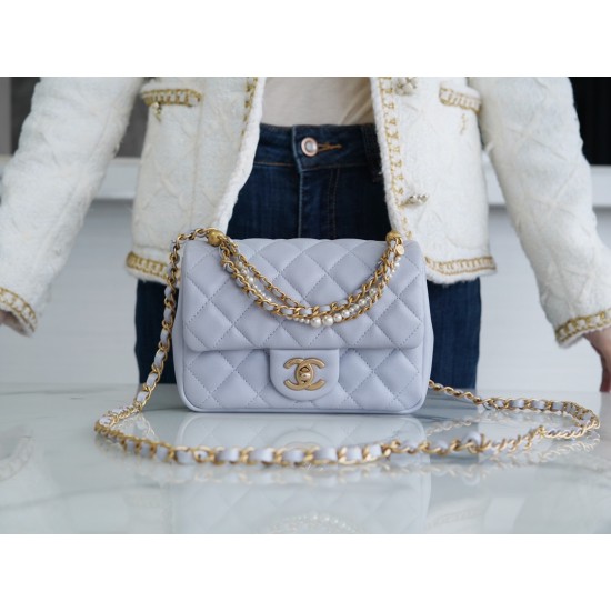 Chanel 24p pearl classic flap 17cm  12.5*17*5cm