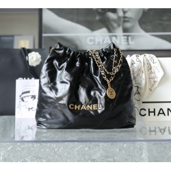 Chanel 22 bag 42x39x8cm