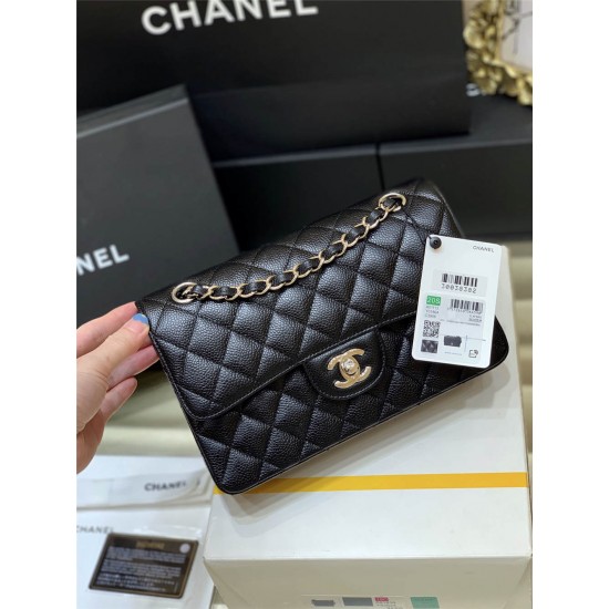 Chanel Classic flap bag 23cm 