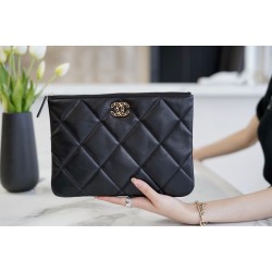 Chanel 19 pouch 20×27.5×1cm