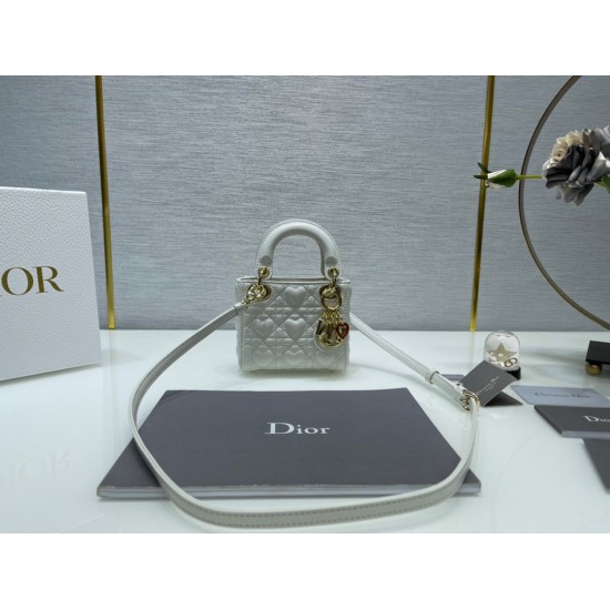 Dior Lady Dior micro bag 12/10/5cm