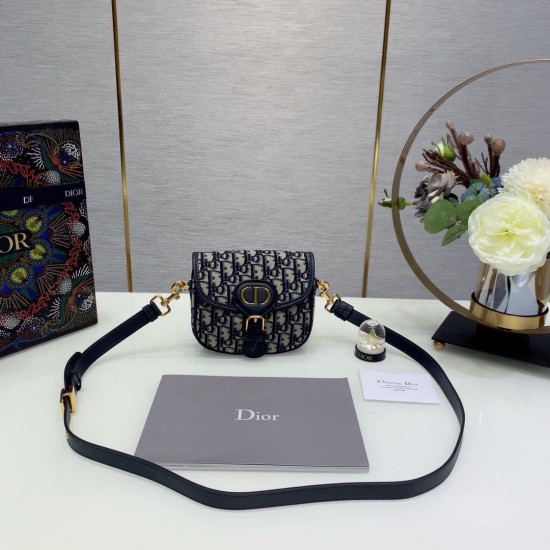 Dior bobby 18*14*4cm