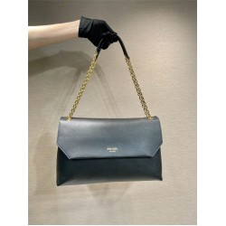 Prada  1BD368  38x23x12cm lambskin