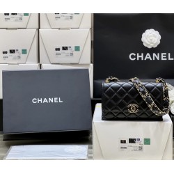 Chanel 19 bag 13*18*6cm