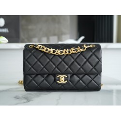 Chanel classic flap 26×15×7cm letter chain