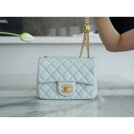 Chanel classic flap 13*18*7cm flower buckel