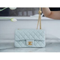 Chanel classic flap 13*20*7cm flower buckel